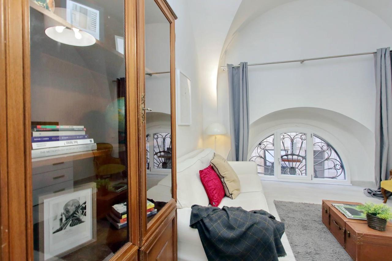 Ponte Cavour Apartment — Photos 1